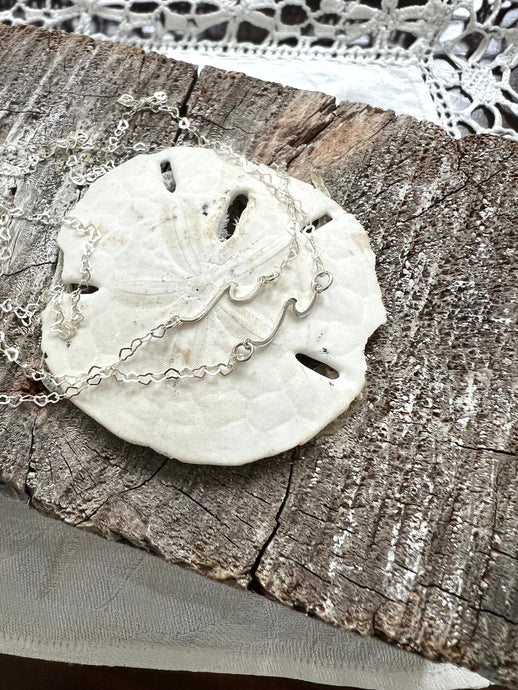 The Perfect Wave Necklace