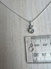 Load image into Gallery viewer, Small Labradorite &amp; Starfish Necklace