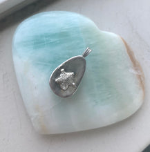 Load image into Gallery viewer, Solar Quartz Pendant