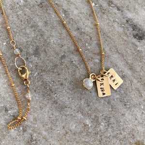 Mama Tags Necklace in Gold